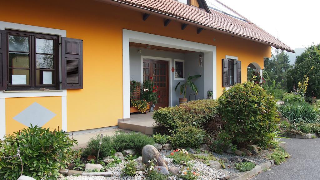 Gaestehaus Ulbl Kitzeck im Sausal Exterior photo